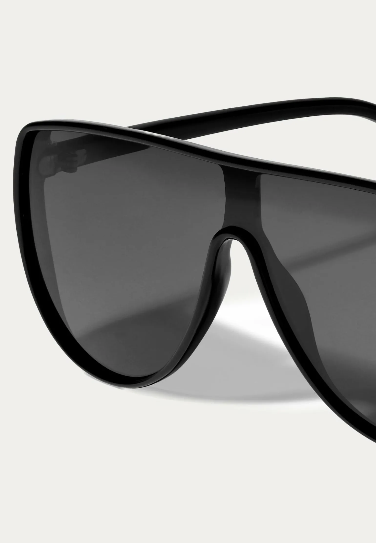 Amari Sunglasses