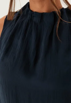 Awshanna Sl High Neck Top