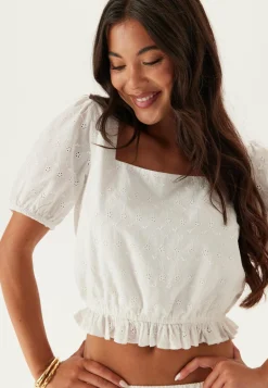 Broderie Anglaise Short Sleeve Blouse