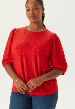 Broderie Anglaise Top