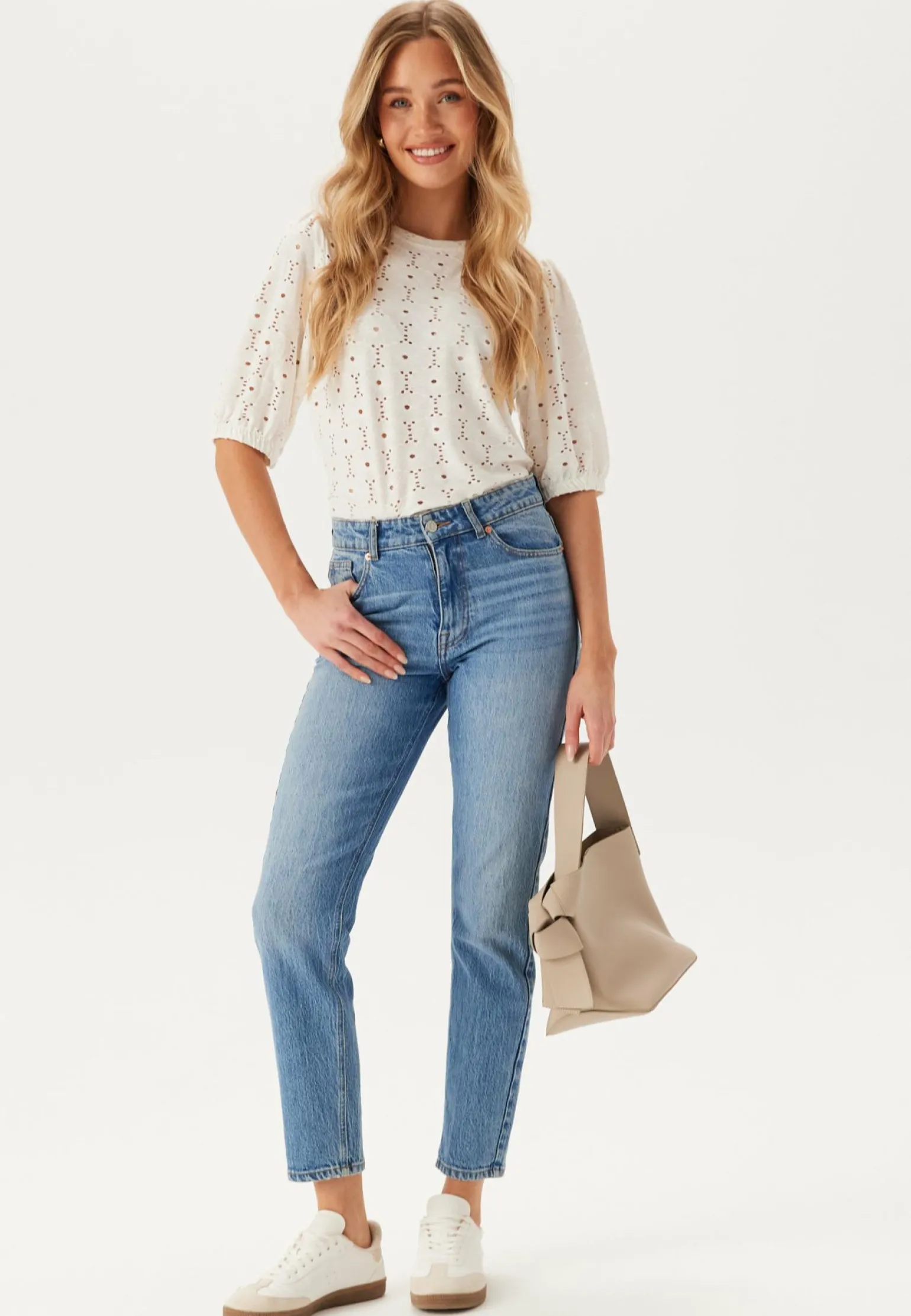 Broderie Anglaise Top