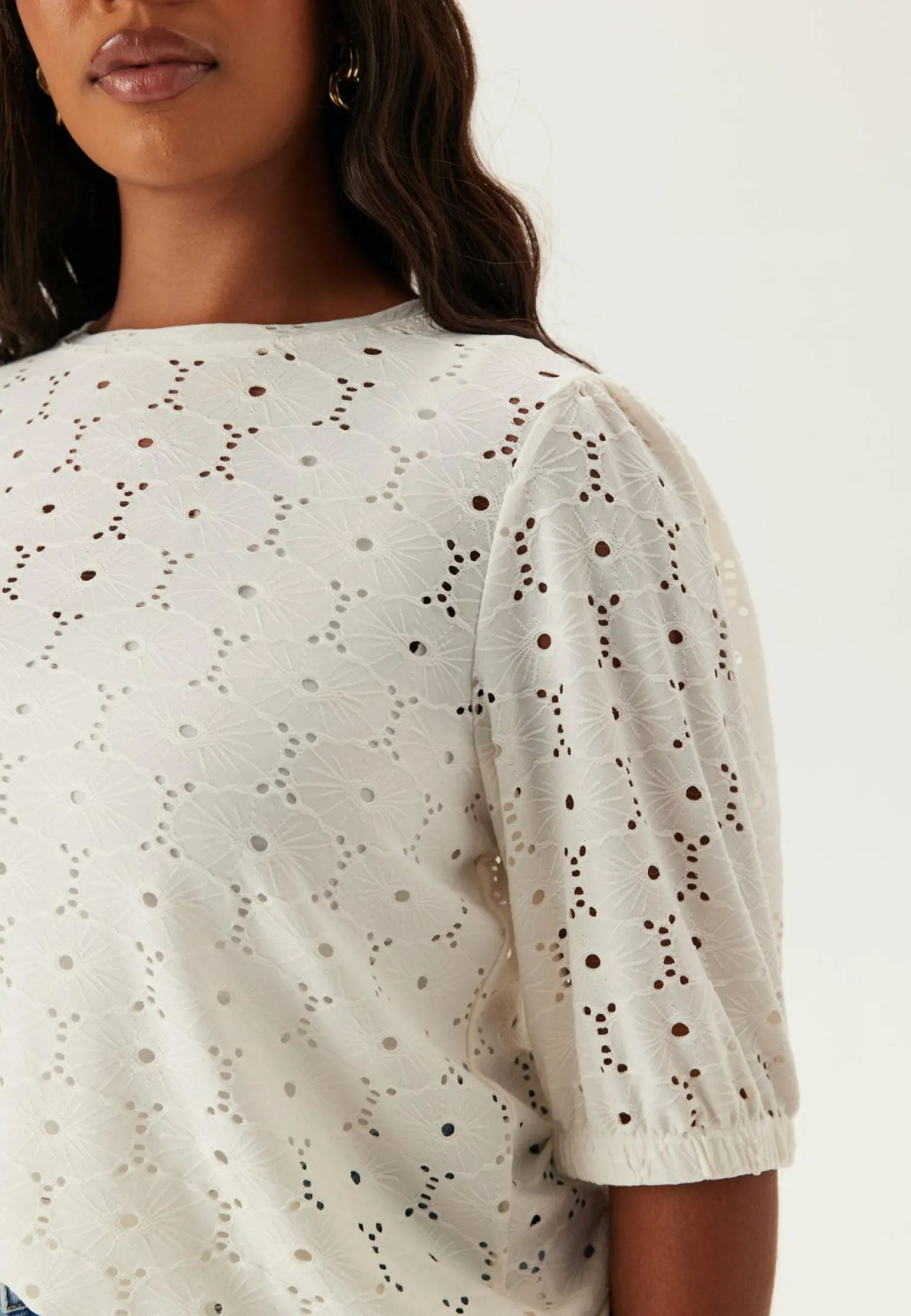 Broderie Anglaise Top