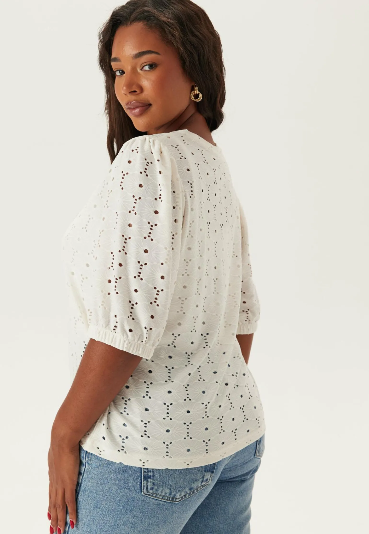 Broderie Anglaise Top