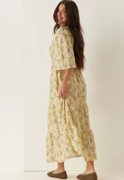 Butterfly Sleeve Maxi Dress