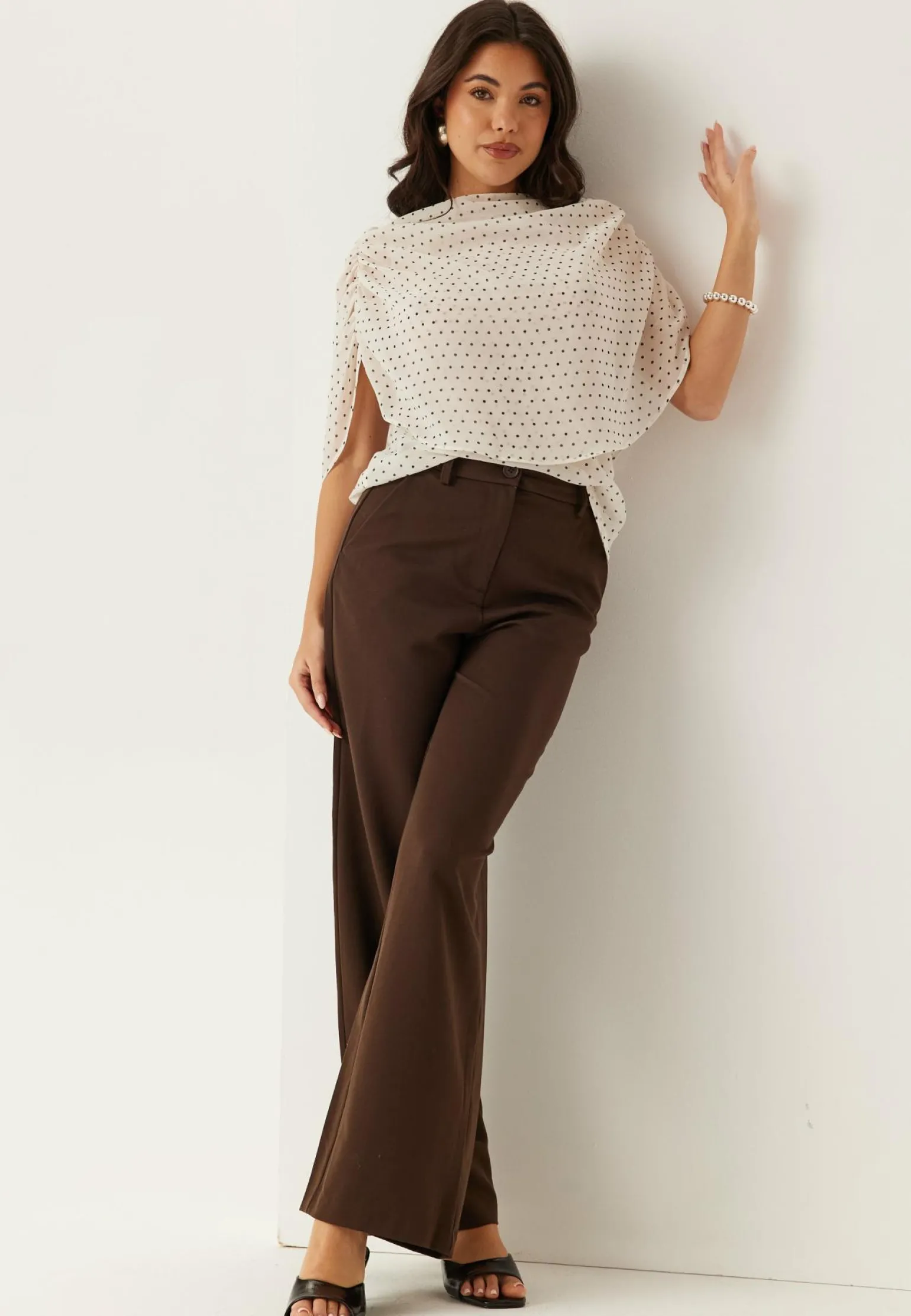Cape Sleeveless Blouse