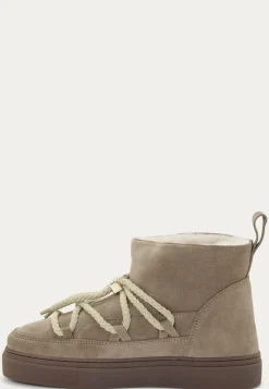 Classic Low Sneaker
