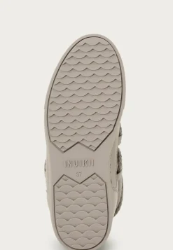 Classic Sneaker