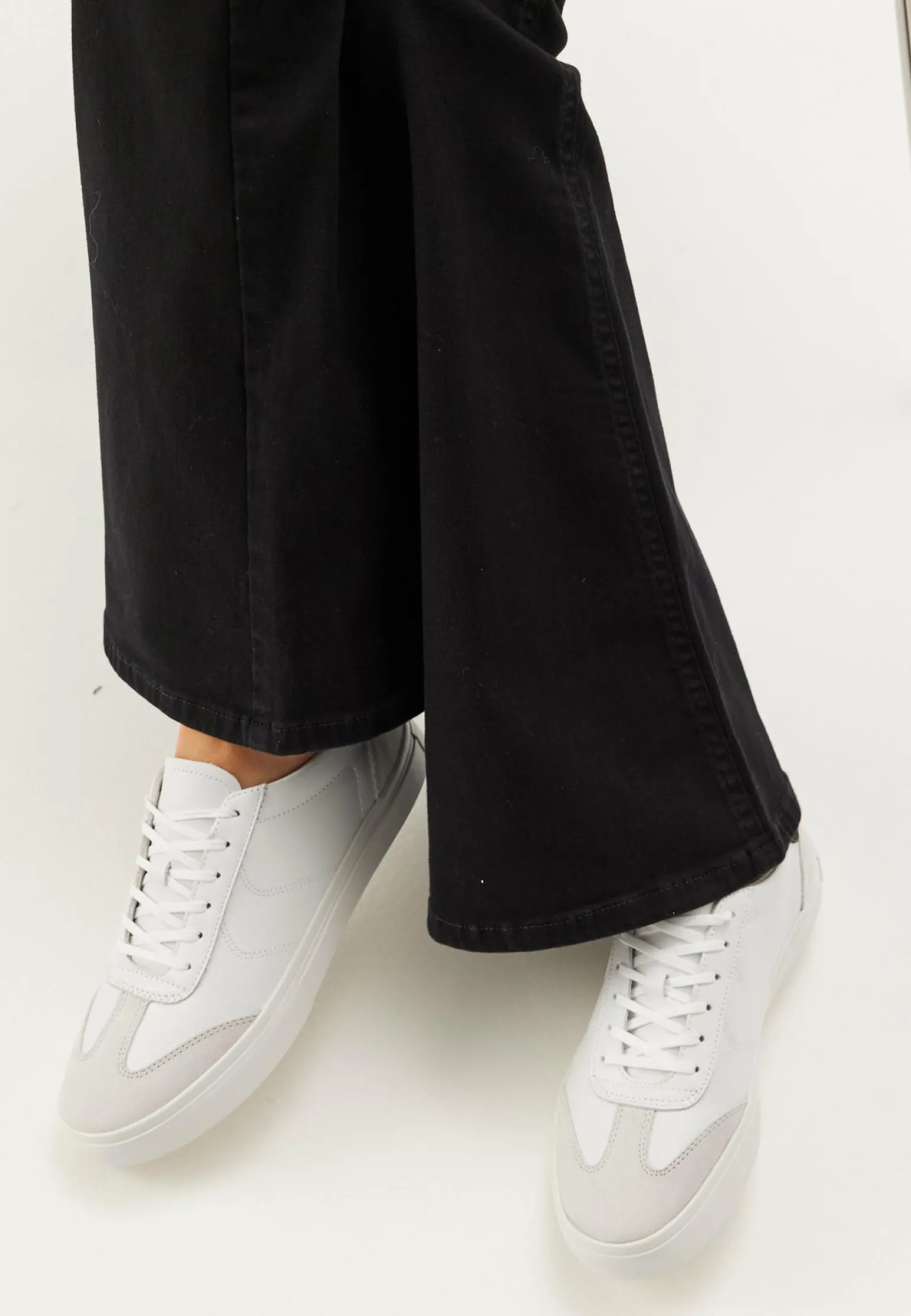 Cody Sneakers