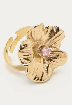 Daisy Ring Celebration