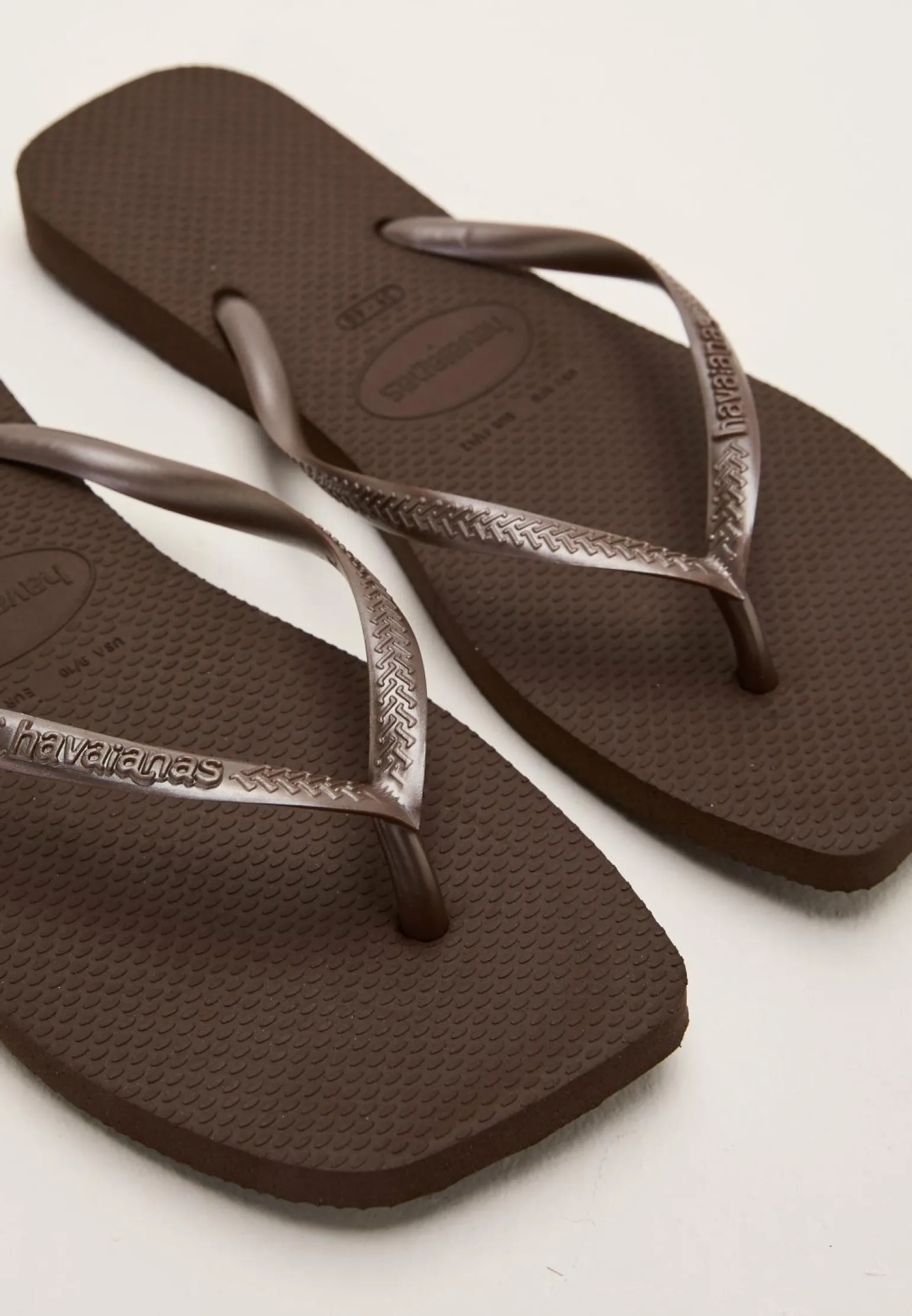 Hav. Slim Square Sandal