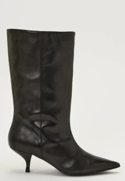 Heeled Mid Knee Leather Boot