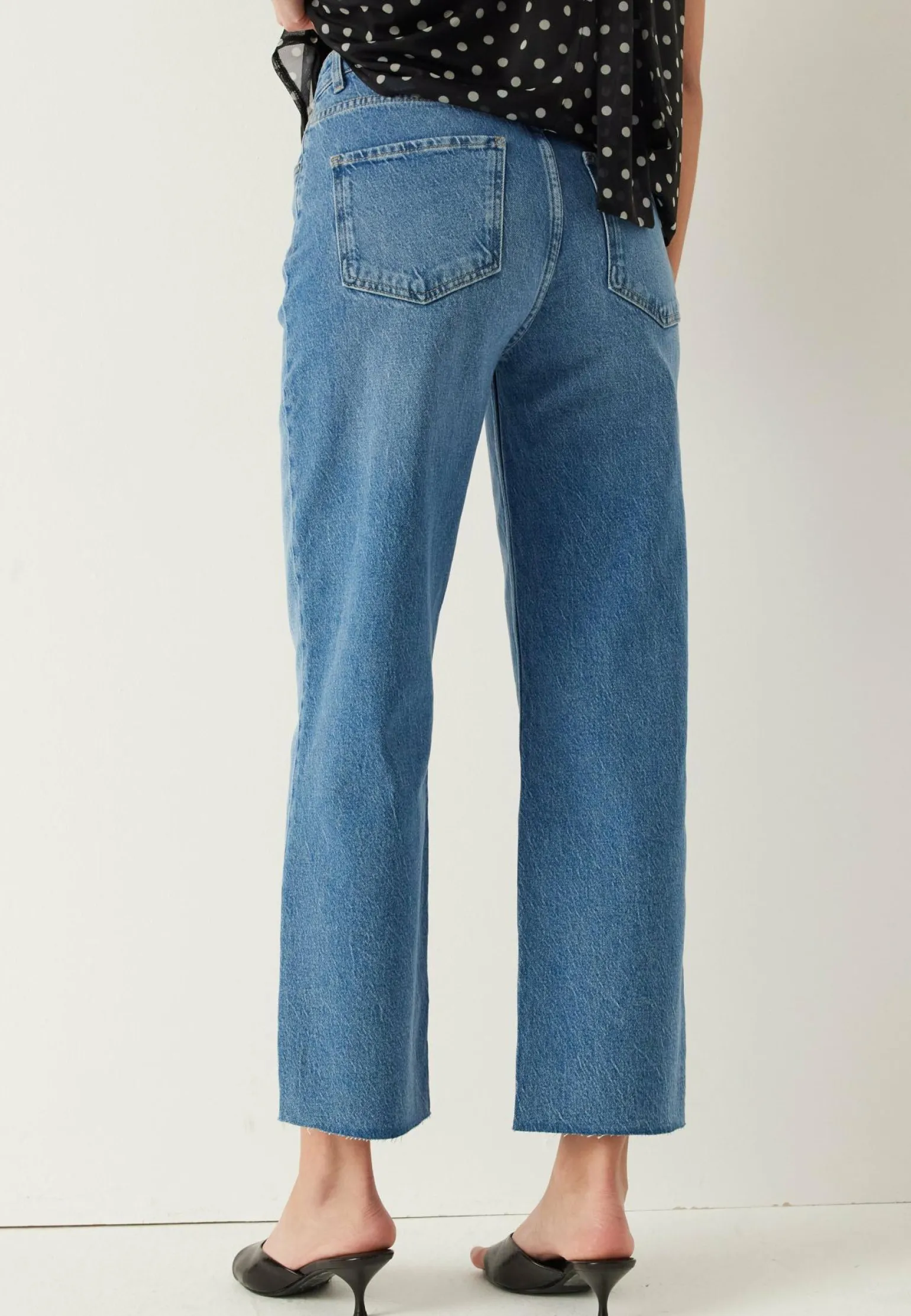 Linn High Straight Ankle Jeans