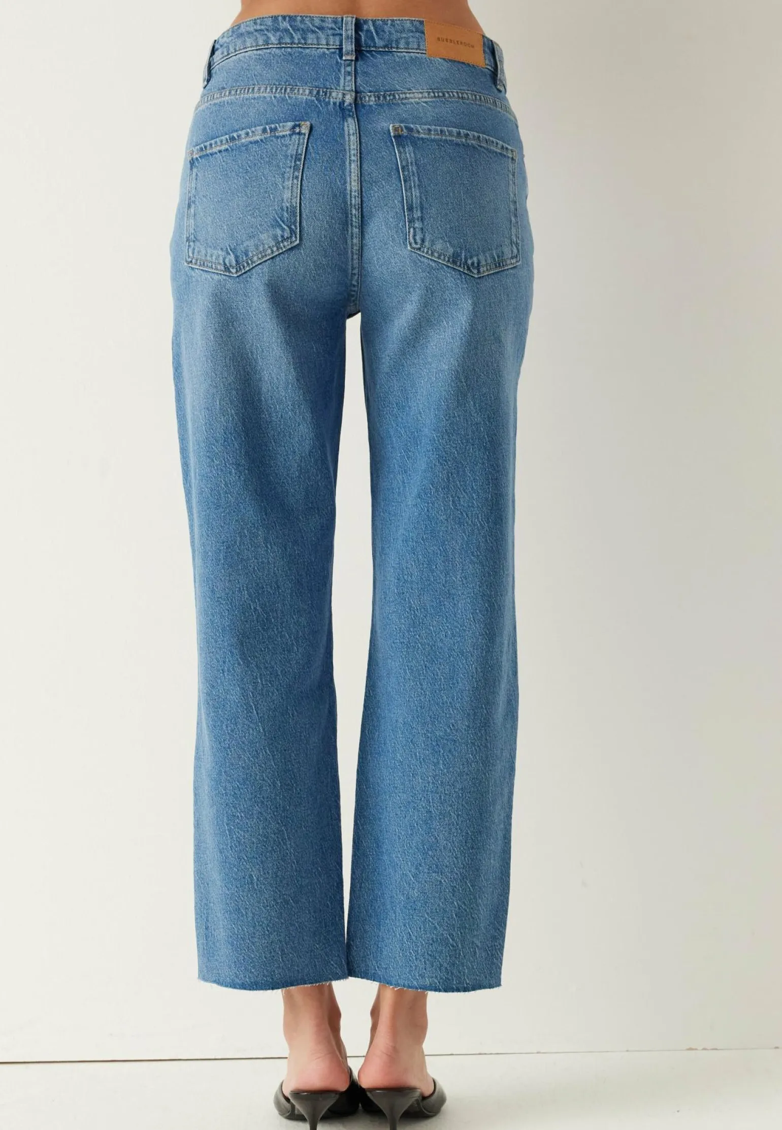 Linn High Straight Ankle Jeans