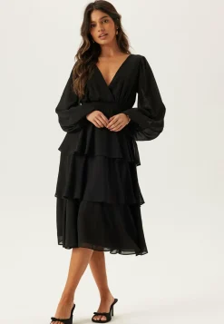 Long Sleeve Tiered Midi Dress