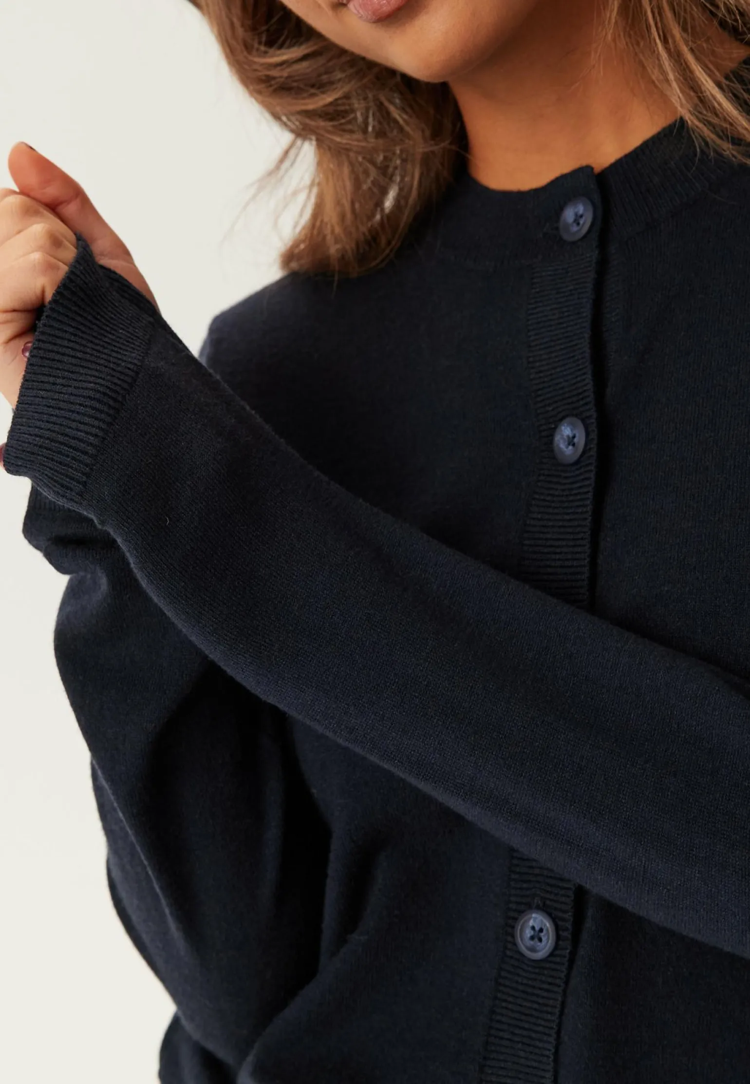 Objthess L/S Short Cardigan