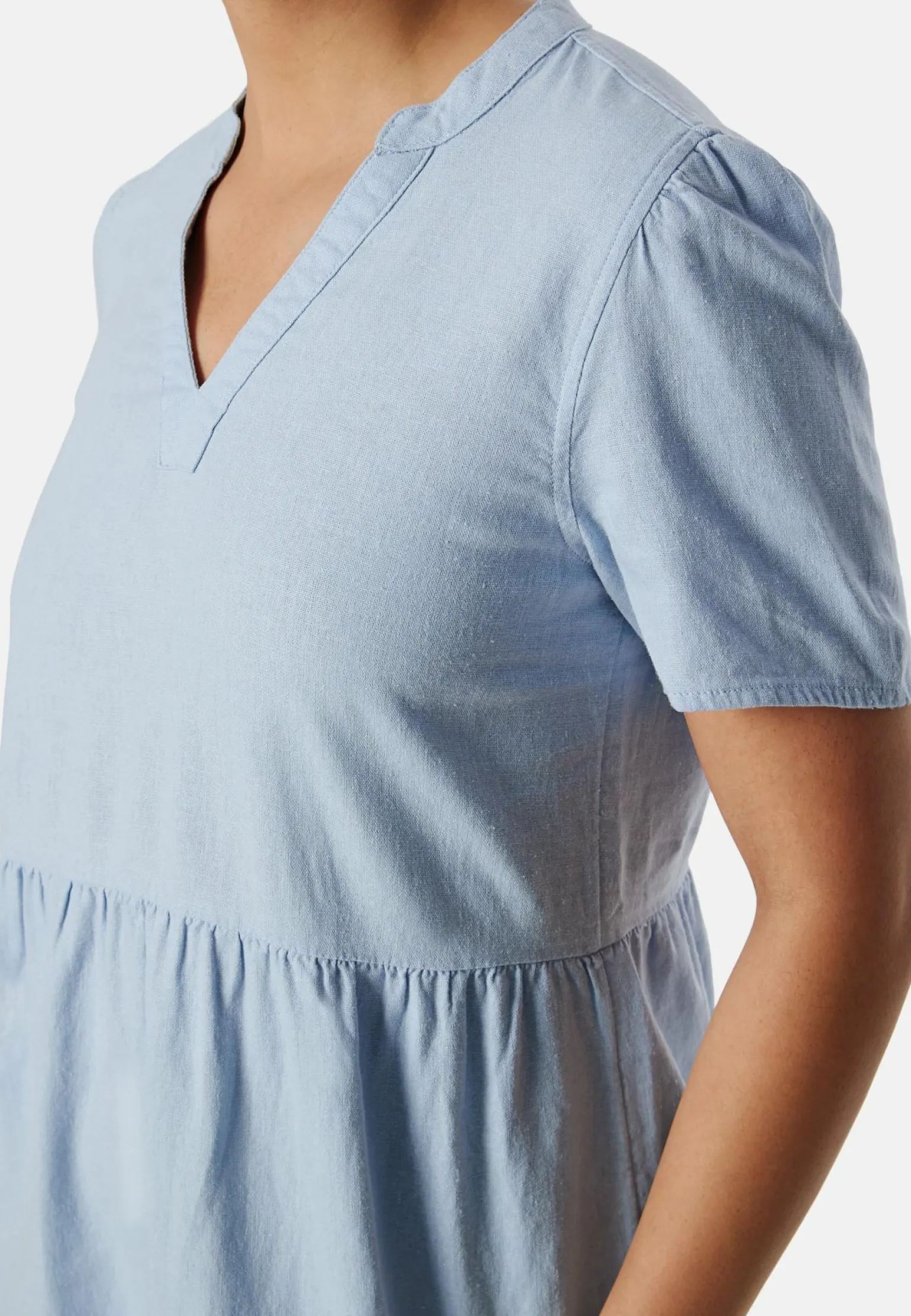 Onltiri-Caro V-Nec Lin Dress