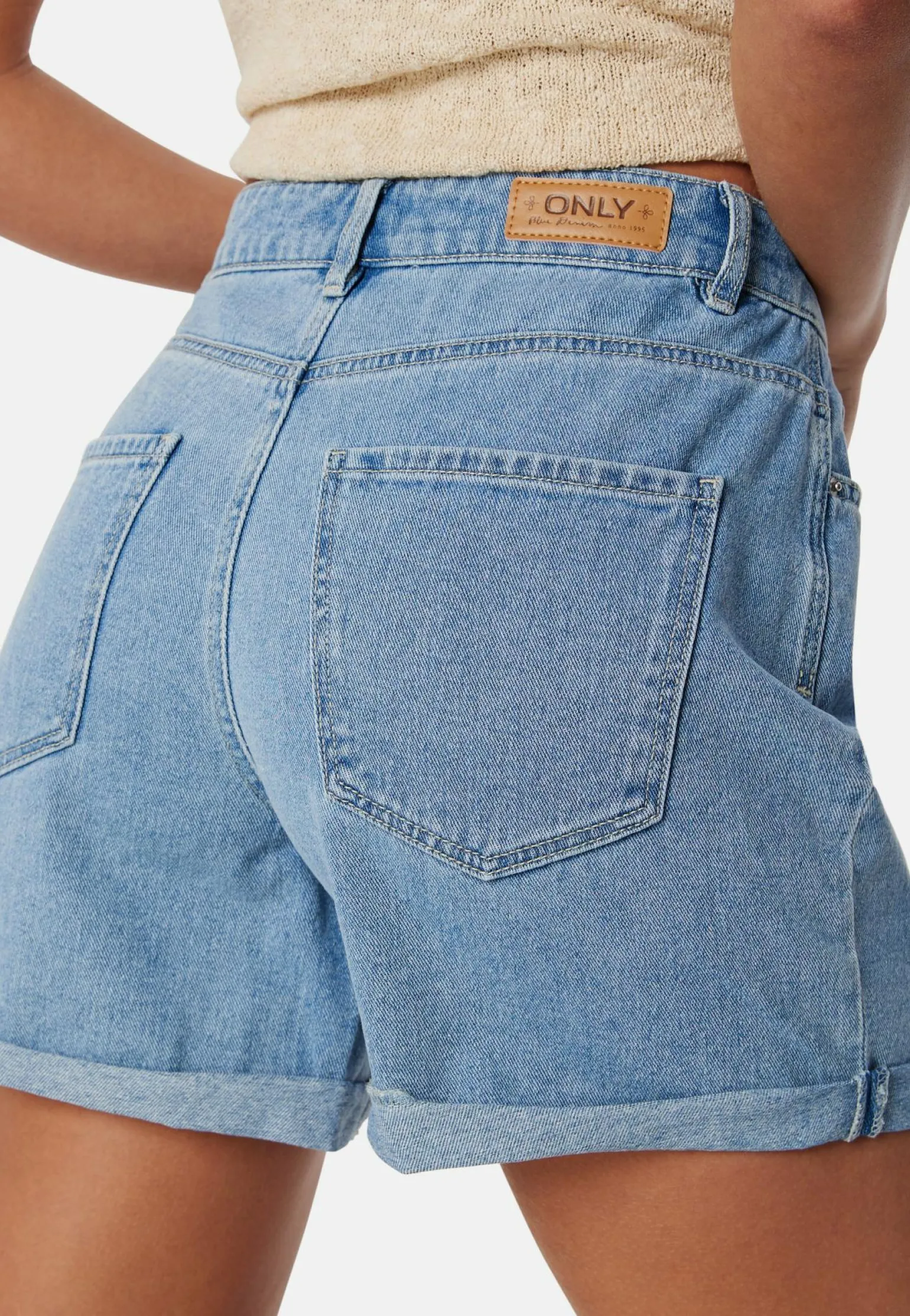 Onlvega HW Mom Dnm Shorts