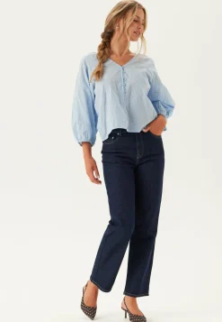 Onlzion 3/4 V-NECK EMB TOP WVN