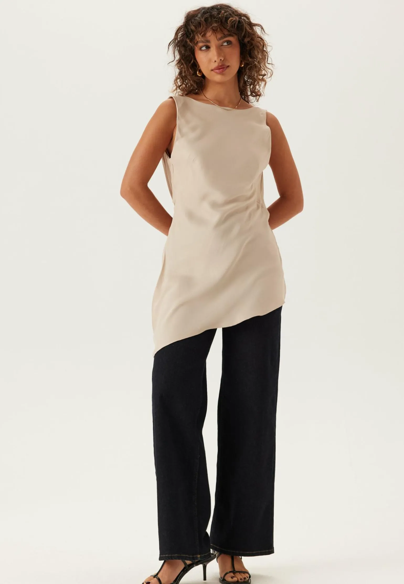 Remake Low Back Asymmetric Top