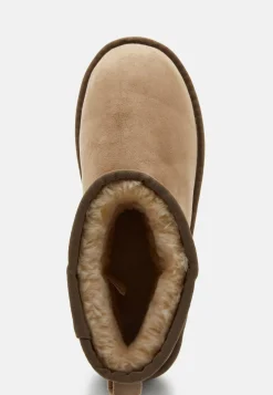 Short Boots