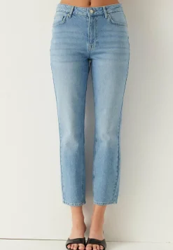 Slim Ankle Jeans