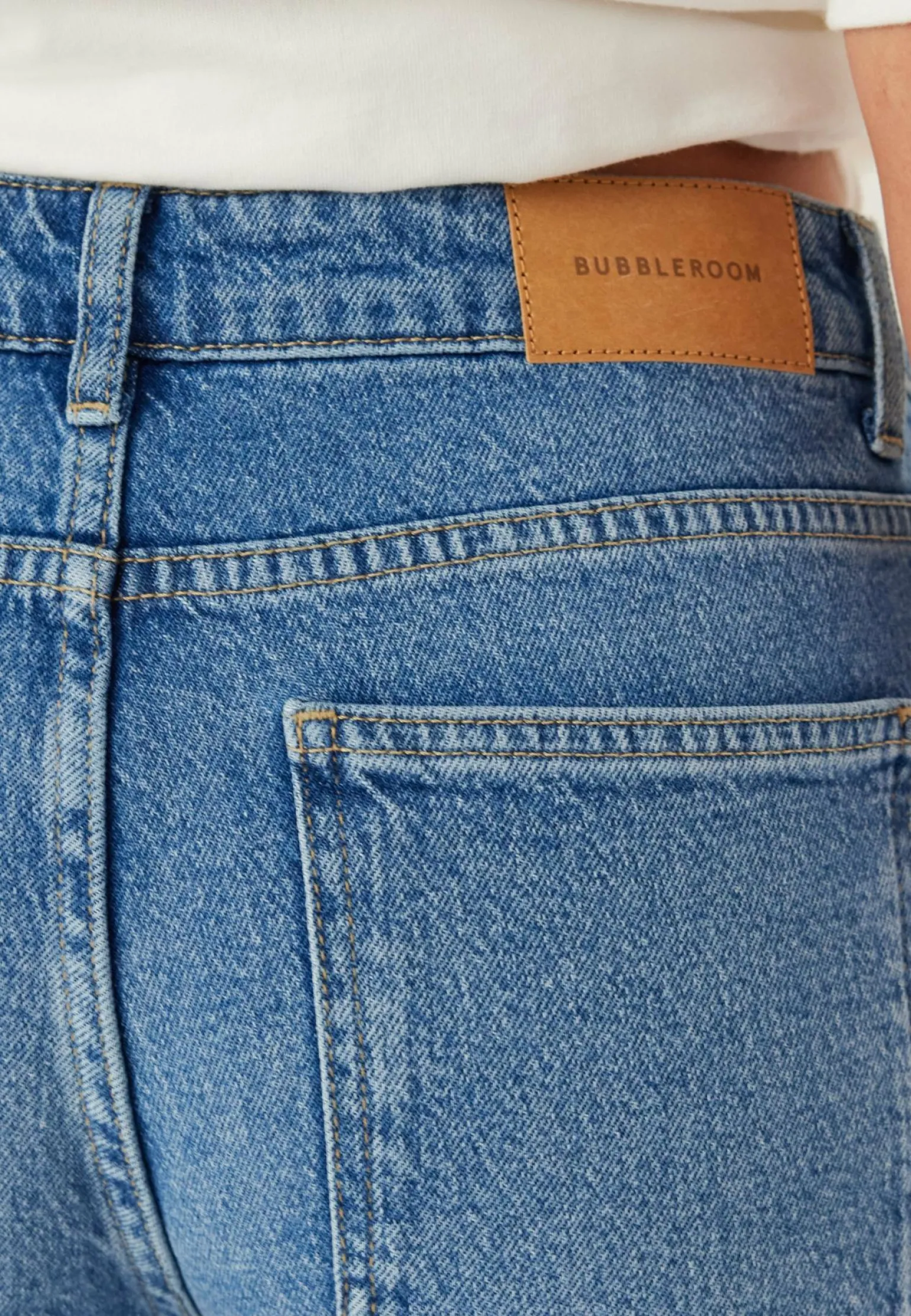 Slim Ankle Jeans