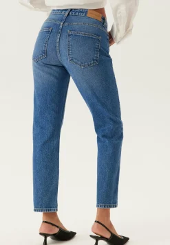 Slim Ankle Jeans