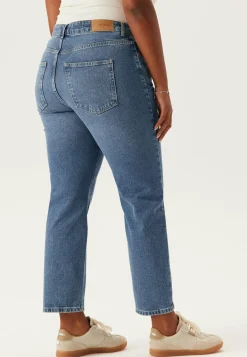 Slim Ankle Jeans