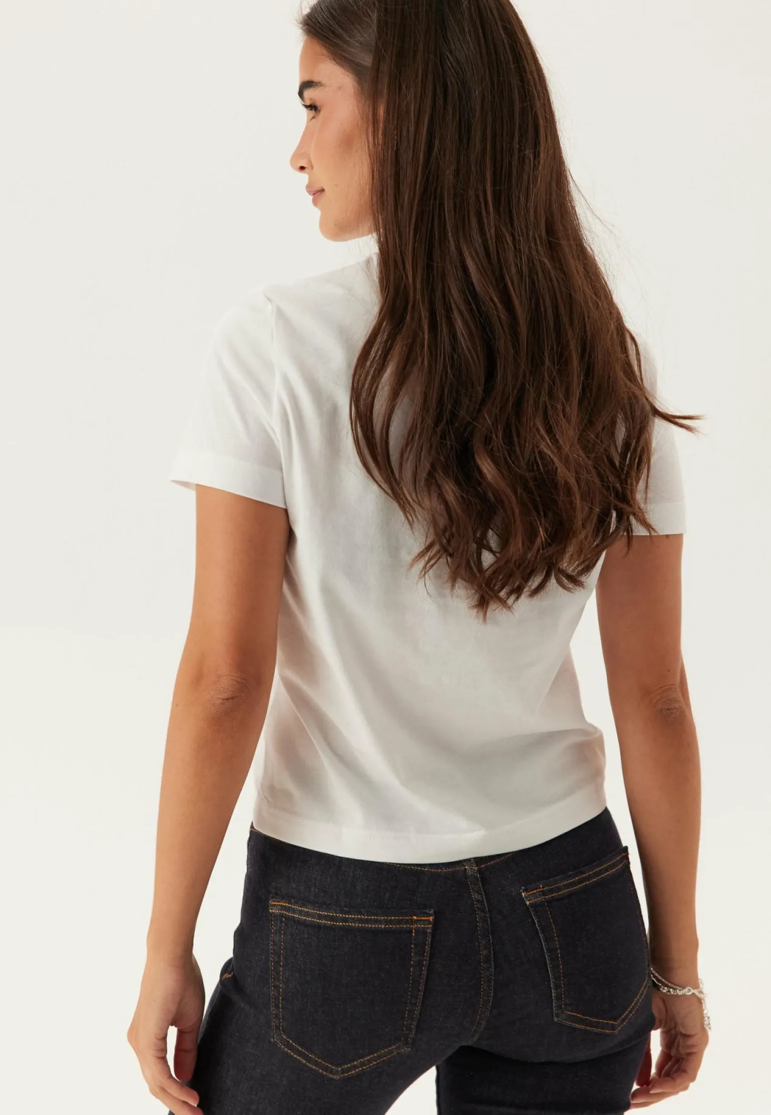 Ss Fitted Script Calvin Klein Te
