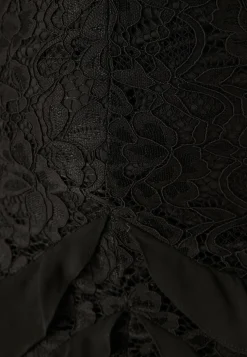 Tommy Halter Neck Lace Maxi