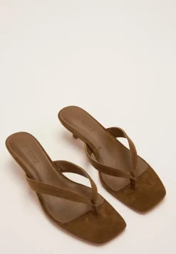 Tracie Leather Sandal