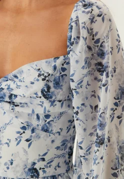 Twist Detail Flounce Dress