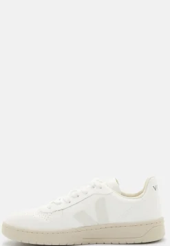 V-10 Sneaker