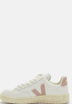 V-12 Sneaker