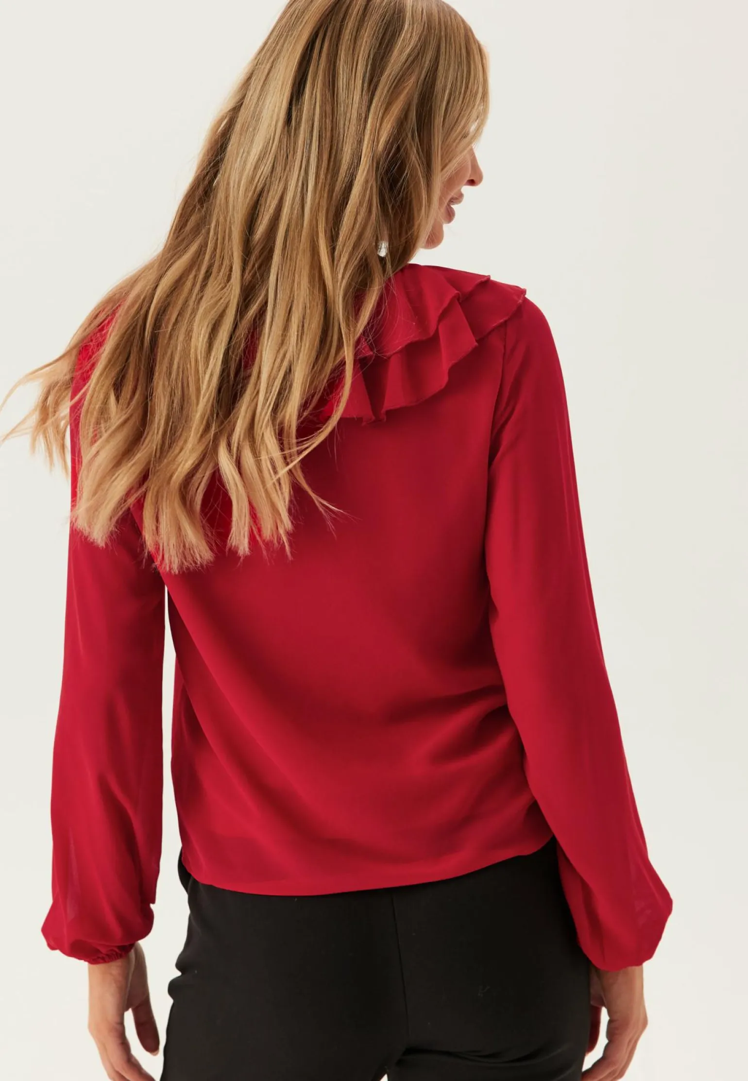 Viane L/S V-NECK FRILL TOP V-N