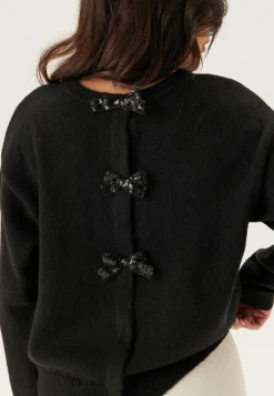 Vibrianna O-neck L/S BOW KNIT