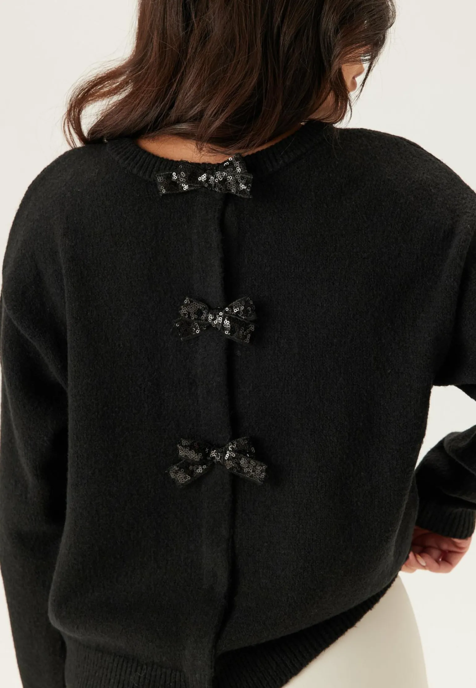 Vibrianna O-neck L/S BOW KNIT