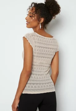 Vichikka V-neck Cap Sleeve Top
