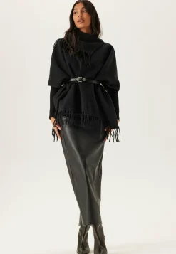 Vifjolira High Neck Poncho