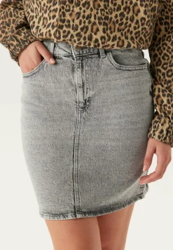 Vikaja Denim Skirt