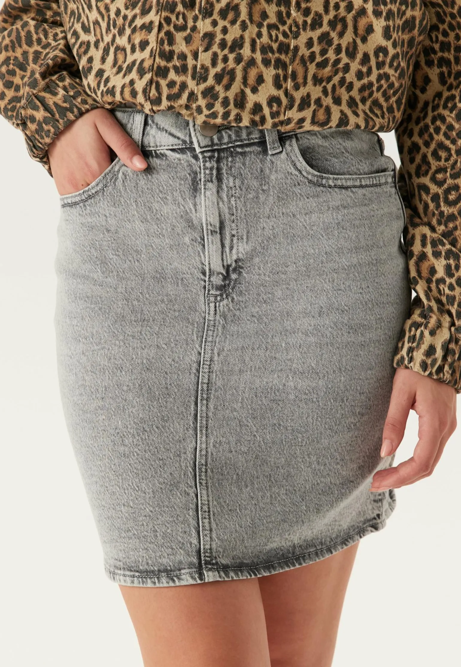 Vikaja Denim Skirt
