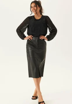 Vimika O-neck L/S Top
