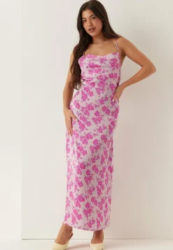 Viravenna Strap Ankle Dress