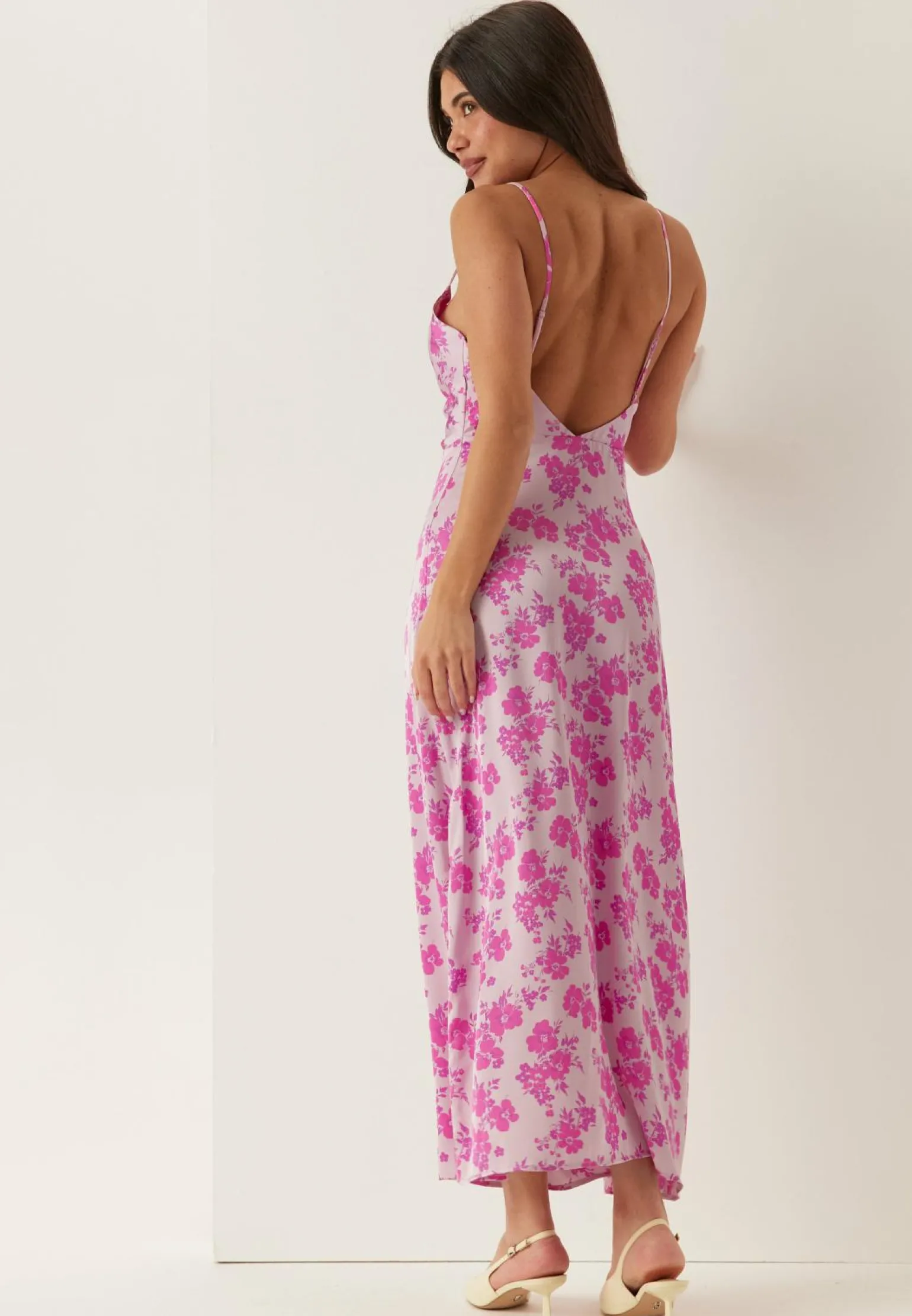 Viravenna Strap Ankle Dress