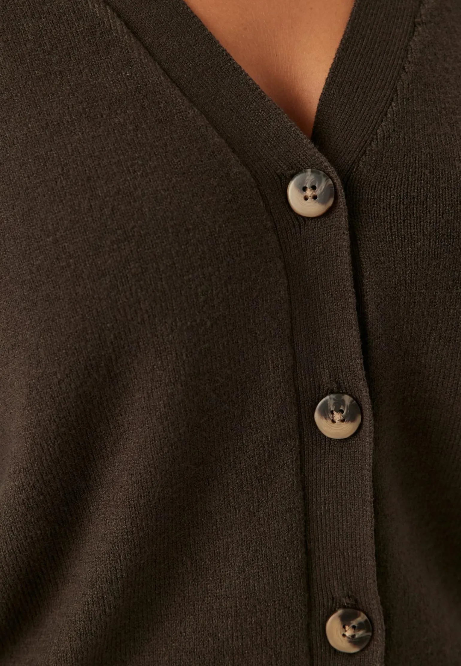 Viril V-neck Knit Cardigan