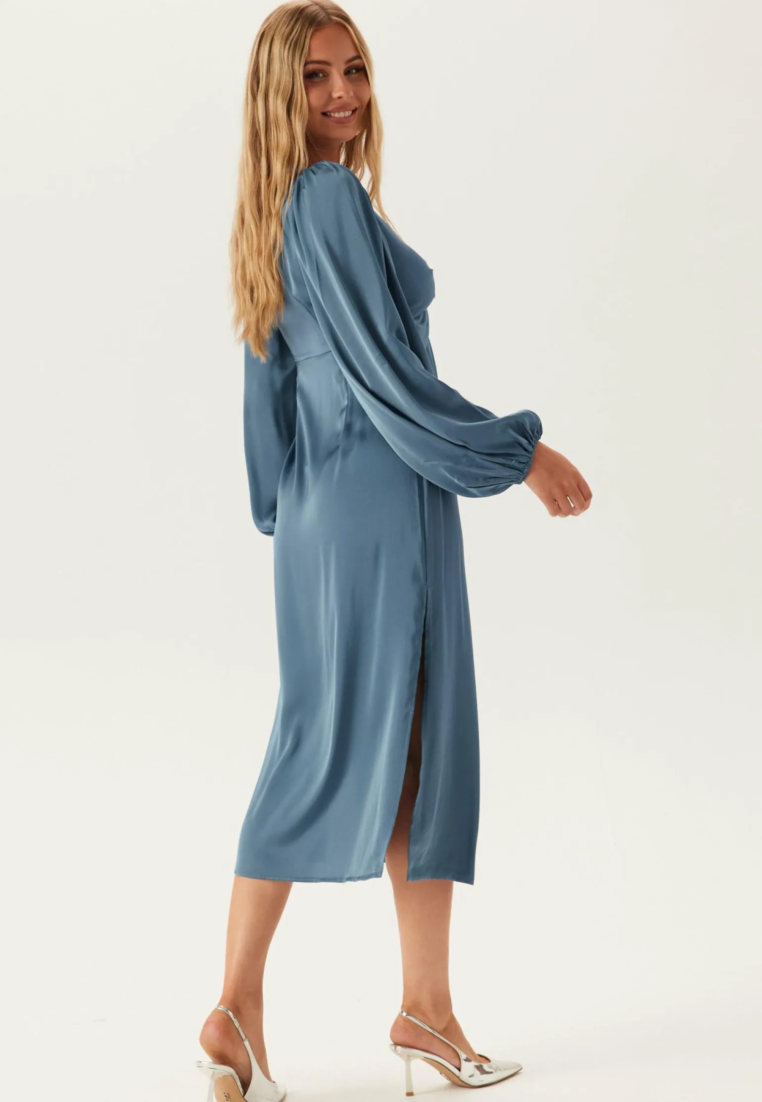Vischasta L/S CUT OUT MIDI DRESS