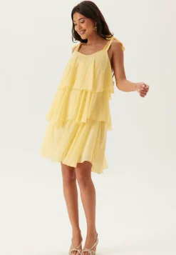 Vmfelicia Tiestrap Ruffle Shor