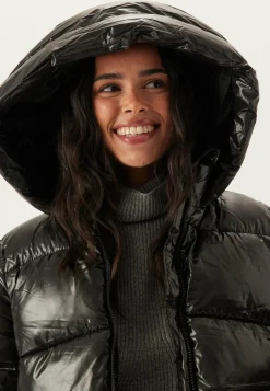 Vmuppsashiny Short Jacket