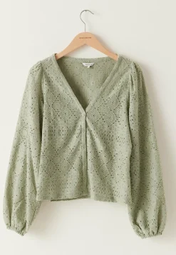 Volume Sleeve Button Blouse