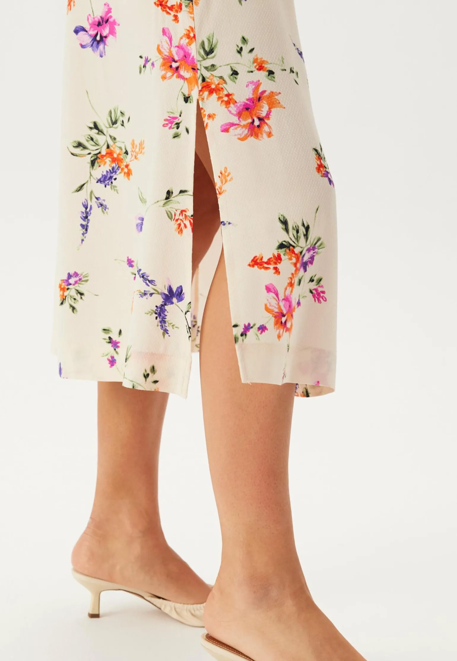Yasasina Cs Midi Belt Dress